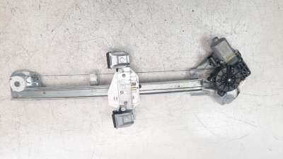 Recambio de elevalunas trasero derecho para ssangyong rexton 2021- limited 4x4 referencia OEM IAM 7332136000  