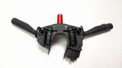 Recambio de mando multifuncion para ford fiesta berlina 1995-1999 referencia OEM IAM XS6T11K665CA 8736750 