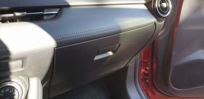 Recambio de guantera para mazda cx-3 2015-2018 100 aniversario referencia OEM IAM DH0M64030A02  