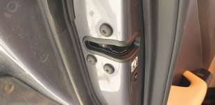 Recambio de cerradura puerta trasera izquierda para lexus ux (za10) 2018- 250h referencia OEM IAM 6906076020  