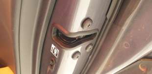 Recambio de cerradura puerta trasera derecha para lexus ux (za10) 2018- 250h referencia OEM IAM 6905076020  