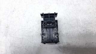 Recambio de mando elevalunas trasero izquierdo para lexus ux (za10) 2018- 250h referencia OEM IAM 8481033140  