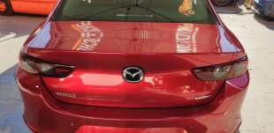 Recambio de tapa maletero para mazda 3 sedán (bp) 2019- evolution referencia OEM IAM BCY05261XB  