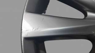 Recambio de llanta para mazda 3 sedán (bp) 2019- evolution referencia OEM IAM 9965657080   2