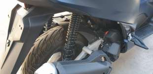 Recambio de amortiguador trasero derecho para honda pcx 125 2020- referencia OEM IAM 52400K1YJ51  