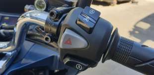 Recambio de piña luces derecha para honda pcx 125 2020- referencia OEM IAM 35160K1ZJ12  