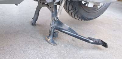 Recambio de caballete central para honda pcx 125 2020- referencia OEM IAM 50500K1ZJ10  