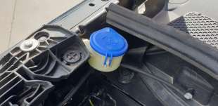 Recambio de deposito limpia para peugeot 3008 2016- allure referencia OEM IAM 9826400780  