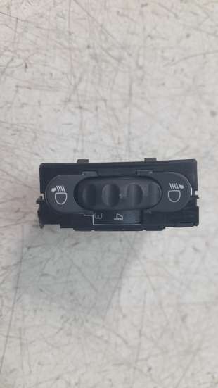 Recambio de interruptor para smart fortwo coupe 2014- referencia OEM IAM 8200379685  