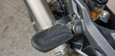 Recambio de estribera derecha para zontes motorcycles zt125 -u 2022- referencia OEM IAM   