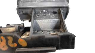 Recambio de mando control radio para renault megane ii berlina 5p 2002-2009 dynamique referencia OEM IAM 8200103769  