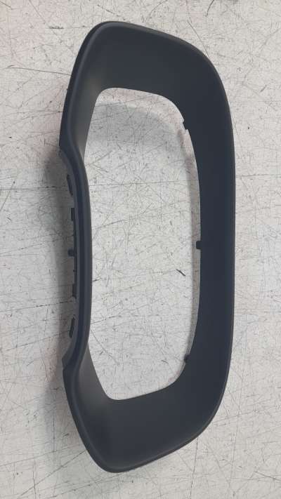 Recambio de moldura para seat ateca (khp) 2020-2022 fr referencia OEM IAM 575857053A  