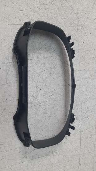 Recambio de moldura para seat ateca (khp) 2020-2022 fr referencia OEM IAM 575857053A   2
