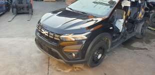 Recambio de morro completo para dacia sandero iii 2020- stepway extreme referencia OEM IAM 620104182Y   2