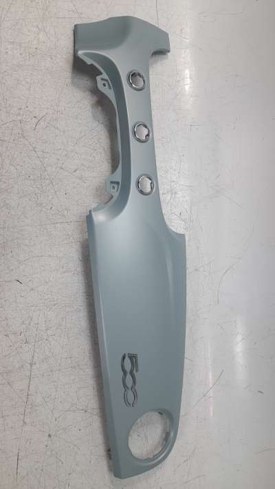 Recambio de moldura para fiat 500 2007-2016 referencia OEM IAM 735619848  
