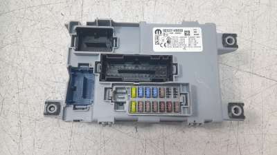 Recambio de caja reles / fusibles para fiat 500 2007-2016 referencia OEM IAM 00522149850  