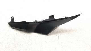 Recambio de moldura para honda cb 650r 2018- referencia OEM IAM 77230MKYD10ZD  