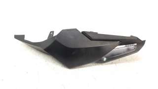Recambio de moldura para honda cb 650r 2018- referencia OEM IAM 77230MKYD10ZD  