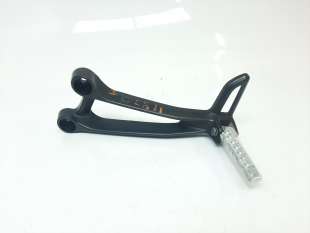 Recambio de estribera izquierda para yamaha mt-07 2014- mt-07 referencia OEM IAM B7N2743100 B7N2743100 