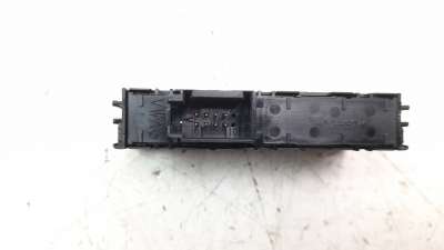 Recambio de mando multifuncion para seat ateca (khp) 2020-2022 style go referencia OEM IAM 575927137M  