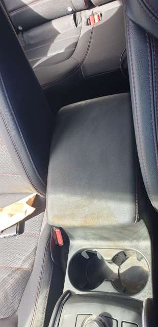 Recambio de apoyabrazos central para mazda cx-5 2017- advantage 2wd referencia OEM IAM K1236445002  
