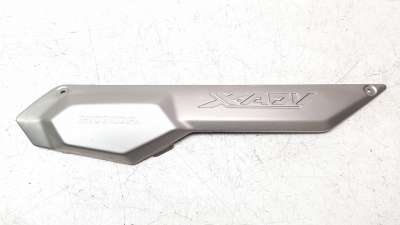 Recambio de moldura para honda x-adv 2017- referencia OEM IAM 64555MKHD00  