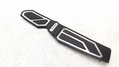 Recambio de posapies delantero izquierdo para honda x-adv 2017- referencia OEM IAM 64590MKHD00  