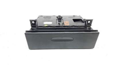 Recambio de cenicero para porsche cayenne (typ 9pa) 2002-2007 turbo s referencia OEM IAM 7L5858329A  