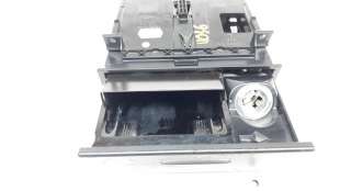 Recambio de cenicero para porsche cayenne (typ 9pa) 2002-2007 turbo s referencia OEM IAM 7L5858329A   2