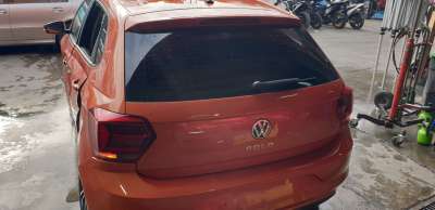 Recambio de porton trasero para volkswagen polo 2017- edition referencia OEM IAM 2G6827025E  