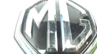 Recambio de emblema para mg hs 2022- comfort referencia OEM IAM 10628733  