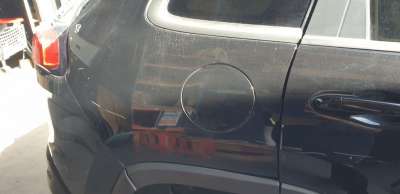 Recambio de tapa exterior combustible para jeep cherokee 2014- limited 4wd referencia OEM IAM 68102574AA  