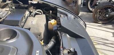 Recambio de deposito limpia para jeep cherokee 2014- limited 4wd referencia OEM IAM 68225062AA  