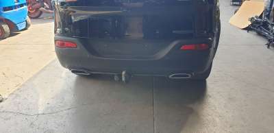 Recambio de refuerzo paragolpes trasero para jeep cherokee 2014- limited 4wd referencia OEM IAM 68096078AB  
