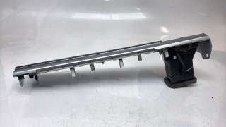 Recambio de aireador derecho para ssangyong rexton 2021- limited 4x4 referencia OEM IAM 7657136000  