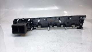 Recambio de aireador derecho para ssangyong rexton 2021- limited 4x4 referencia OEM IAM 7657136000  
