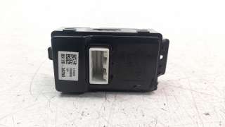 Recambio de mando elevalunas trasero derecho para ssangyong rexton 2021- limited 4x4 referencia OEM IAM 8512036250 8512036200HFB