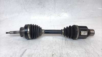 Recambio de transmision delantera derecha para ssangyong rexton 2021- limited 4x4 referencia OEM IAM 4130036000  