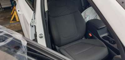 Recambio de asiento delantero derecho para hyundai tucson (nx) 2020- klass 2wd referencia OEM IAM 88460D3015RSU  