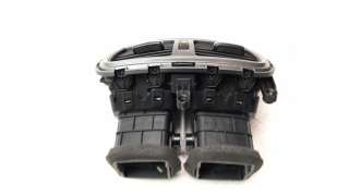 Recambio de aireador para hyundai tucson 2015- 1.7 crdi cat referencia OEM IAM 97040D7000  