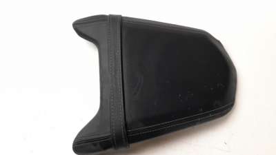 Recambio de asiento para honda cb 650r 2018- referencia OEM IAM 77300MKND51ZB  