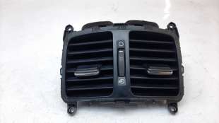 Recambio de aireador central para hyundai tucson 2015- classic blue referencia OEM IAM 97040D7000  