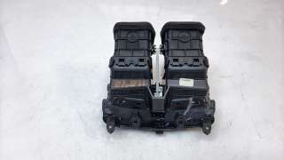 Recambio de aireador central para hyundai tucson 2015- classic blue referencia OEM IAM 97040D7000  