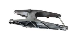 Recambio de basculante para ktm 390 duke 2016- 390 duke referencia OEM IAM 28104030044BA  