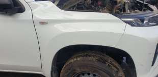 Recambio de aleta delantera derecha para mitsubishi l 200 (kl0/kj0) 2019- basis doppelkabine 4wd referencia OEM IAM 5220AG84  