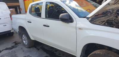 Recambio de puerta delantera derecha para mitsubishi l 200 (kl0/kj0) 2019- basis doppelkabine 4wd referencia OEM IAM 80100W050P 