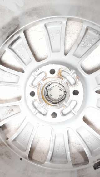 Recambio de llanta para renault clio v 2019- business edition referencia OEM IAM 403008062R  