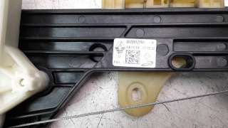 Recambio de elevalunas delantero derecho para renault clio v 2019- business edition referencia OEM IAM 807201776R  
