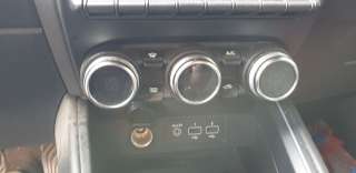 Recambio de mando climatizador para renault clio v 2019- business edition referencia OEM IAM 275100936R  