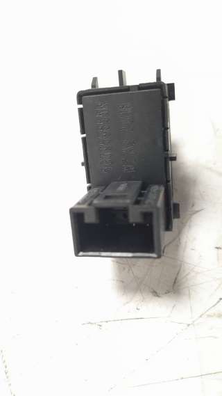 Recambio de mando elevalunas trasero derecho para volkswagen polo 2017- referencia OEM IAM 5G0959855R  